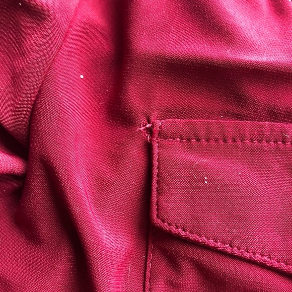 🆓 2 FIT-AND-FLARE DRESSES: olive and red - Picture 6 of 7